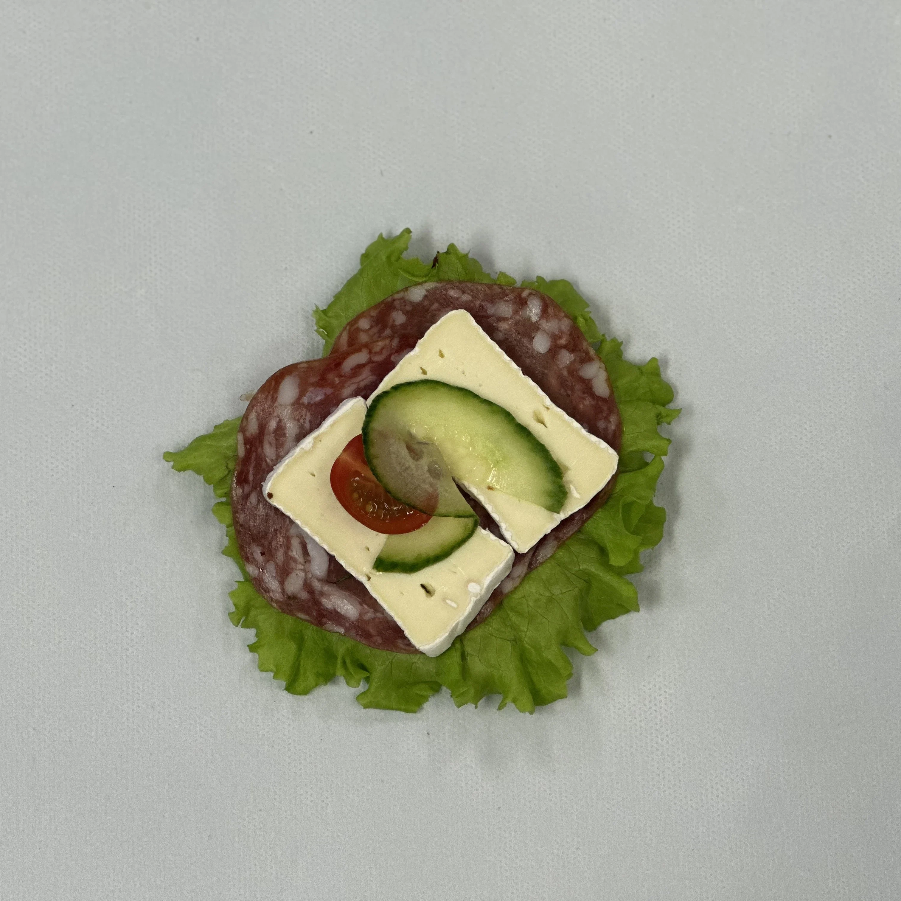Smörrebröd brie & salami