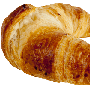 En frasig smördegscroissant. God att äta som den är eller varför inte fylld med vår egen skagenröra?