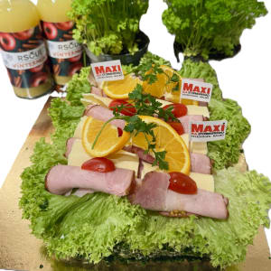 Ost och skinka smörgåstårta