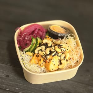 Chilinudelsallad med kyckling
