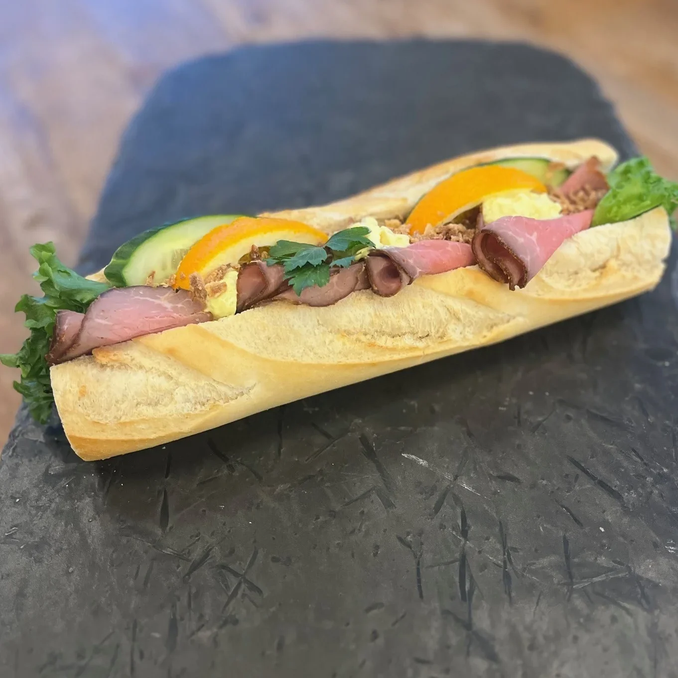 Rostbiff med remouladsås