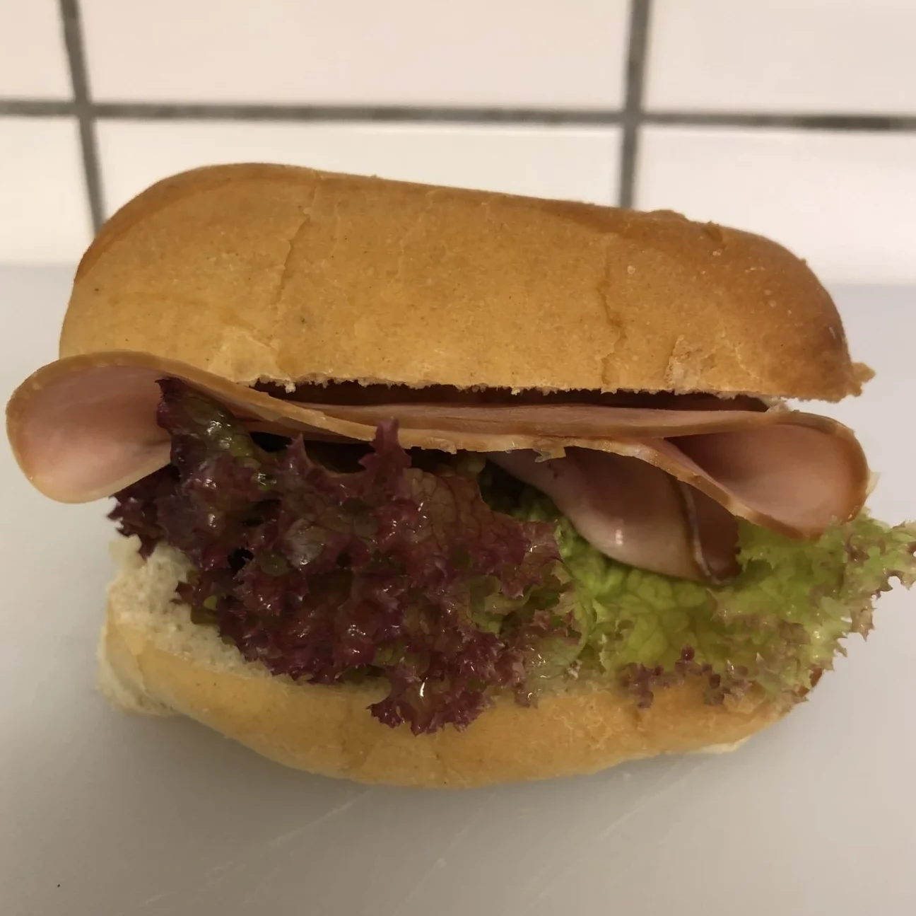 Källarfranska med rökt skinka sallad