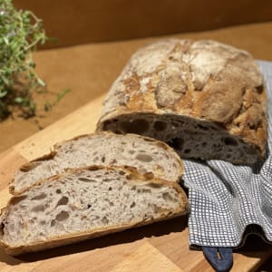 Valnötsbröd