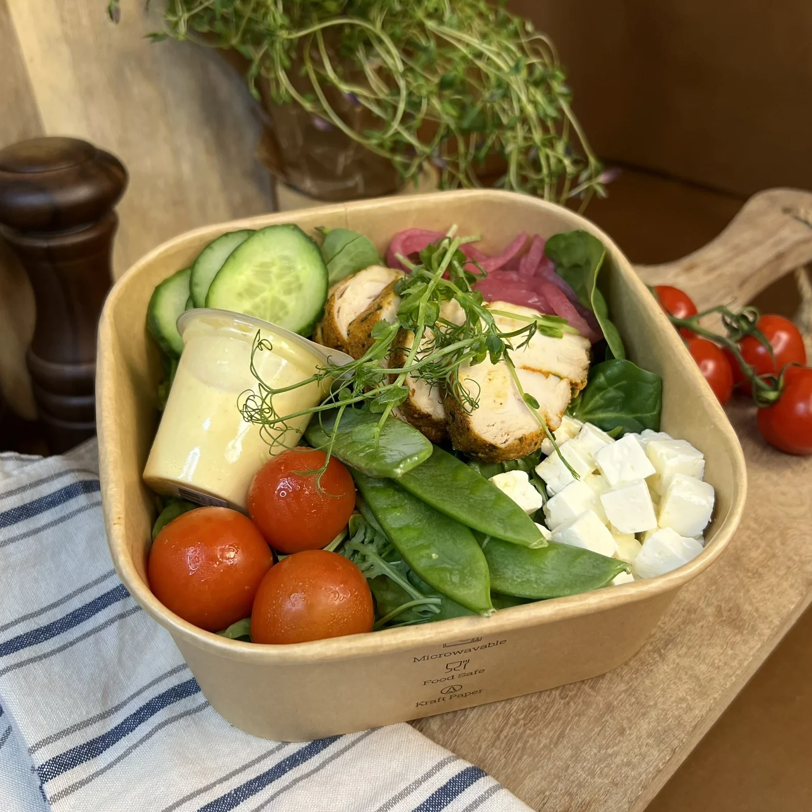 Perfekt sallad med grillad kyckling för dig som inte vill ha pasta.