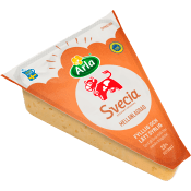 Svecia ost mellan ca 710g Arla Ko®.