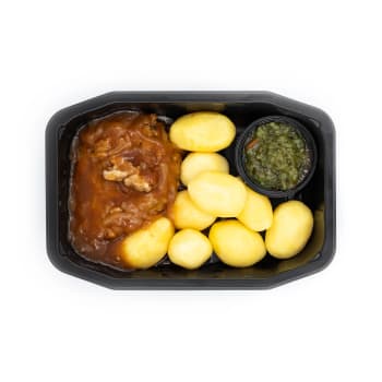 Ediths Pannbiff med kokt potatis, löksky & bostongurka.
