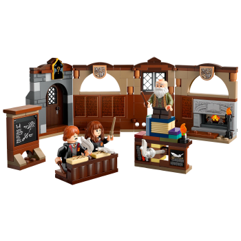 LEGO Harry Potter Hogwarts slott: Lektion i trollformellära 76442.