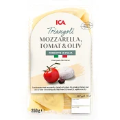 Pasta Triangoli Mozarella Tomat &amp; Oliv Färsk 250g ICA.