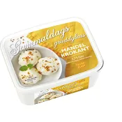 Gammaldags gräddglass Mandelkrokant 1.75L Triumf Glass.