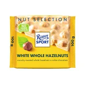 Chokladkaka Vit med hasselnötter 100g Ritter Sport.