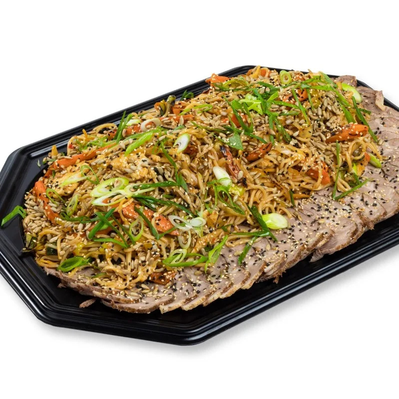 Nudelwok med Nattbakad Fläskkarré