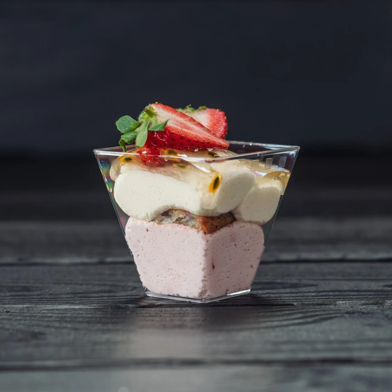 Dessertskål jordgubb/passion (laktos & mjölfri)