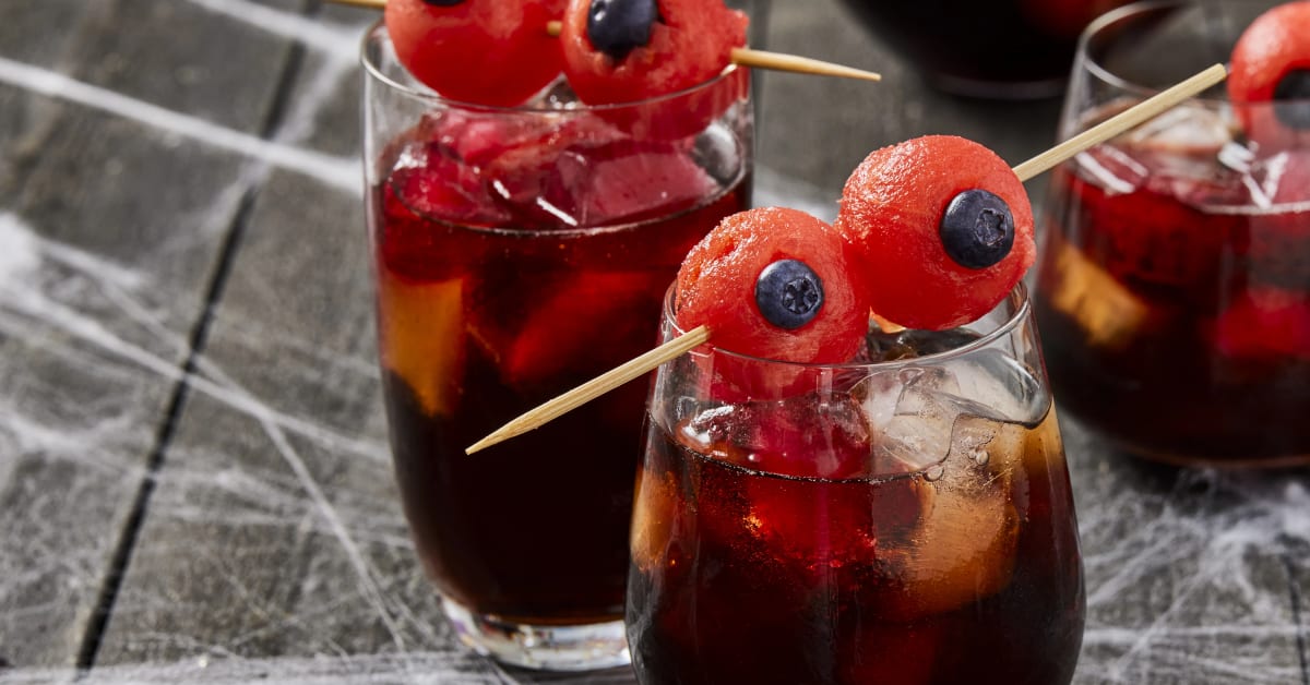 Drinkar till halloween - 6 läskigt läskande recept! | ICA