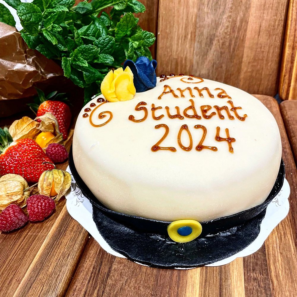 Studentmössa tårta