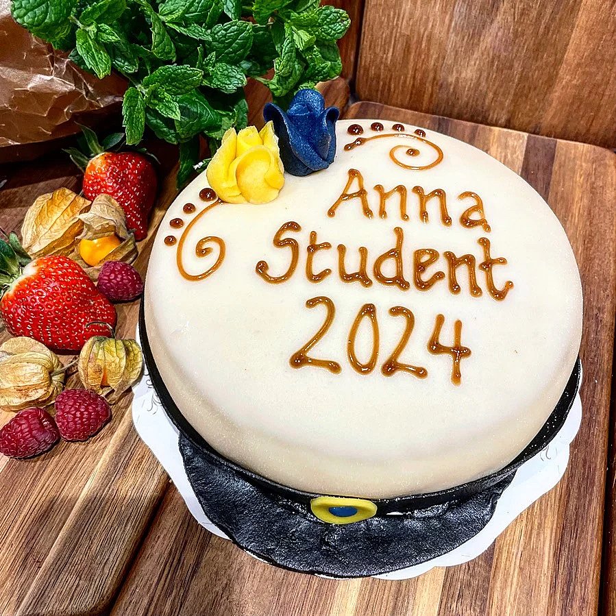 Studentmössa tårta