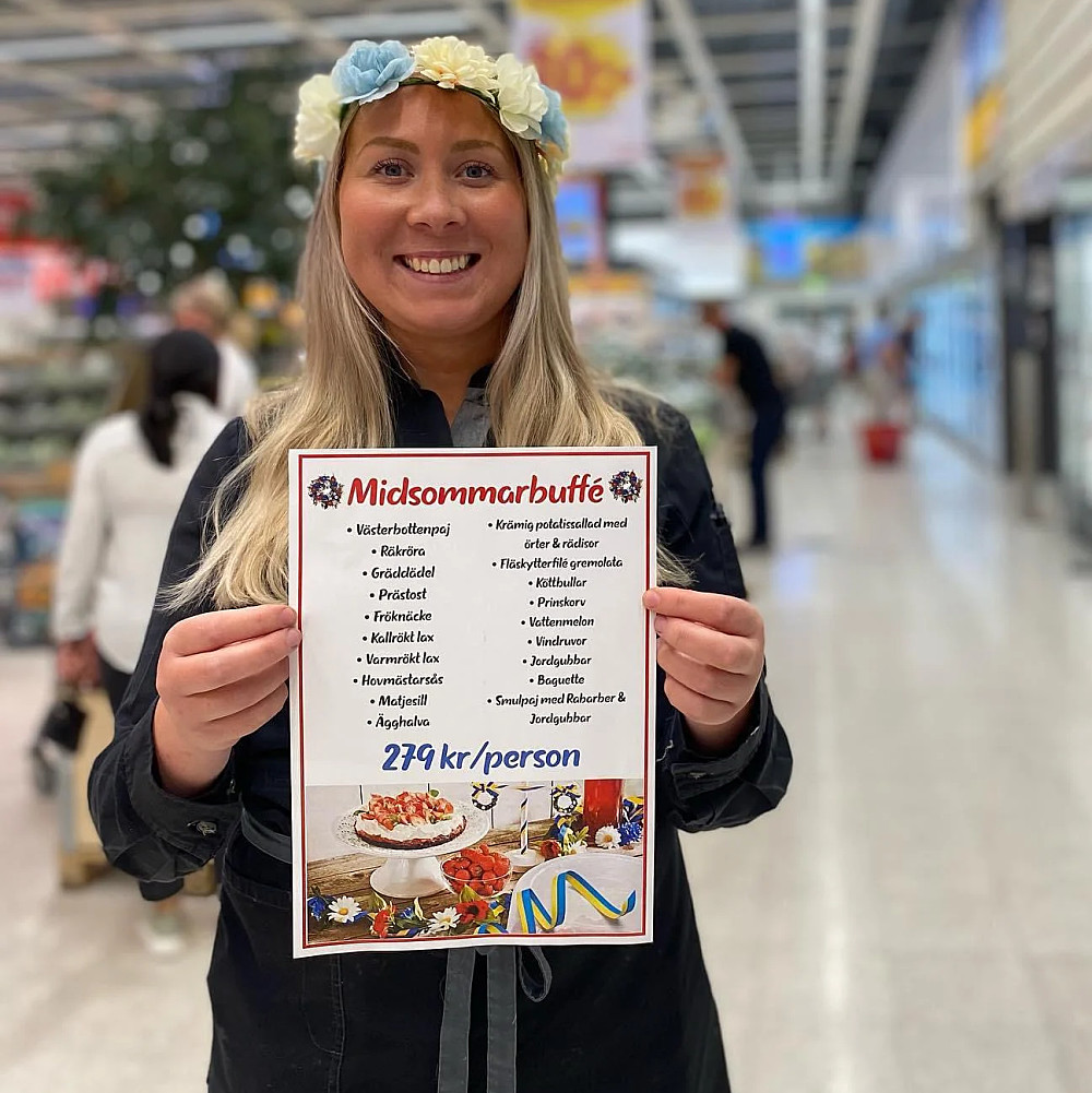 Midsommar buffé med massor av godsaker