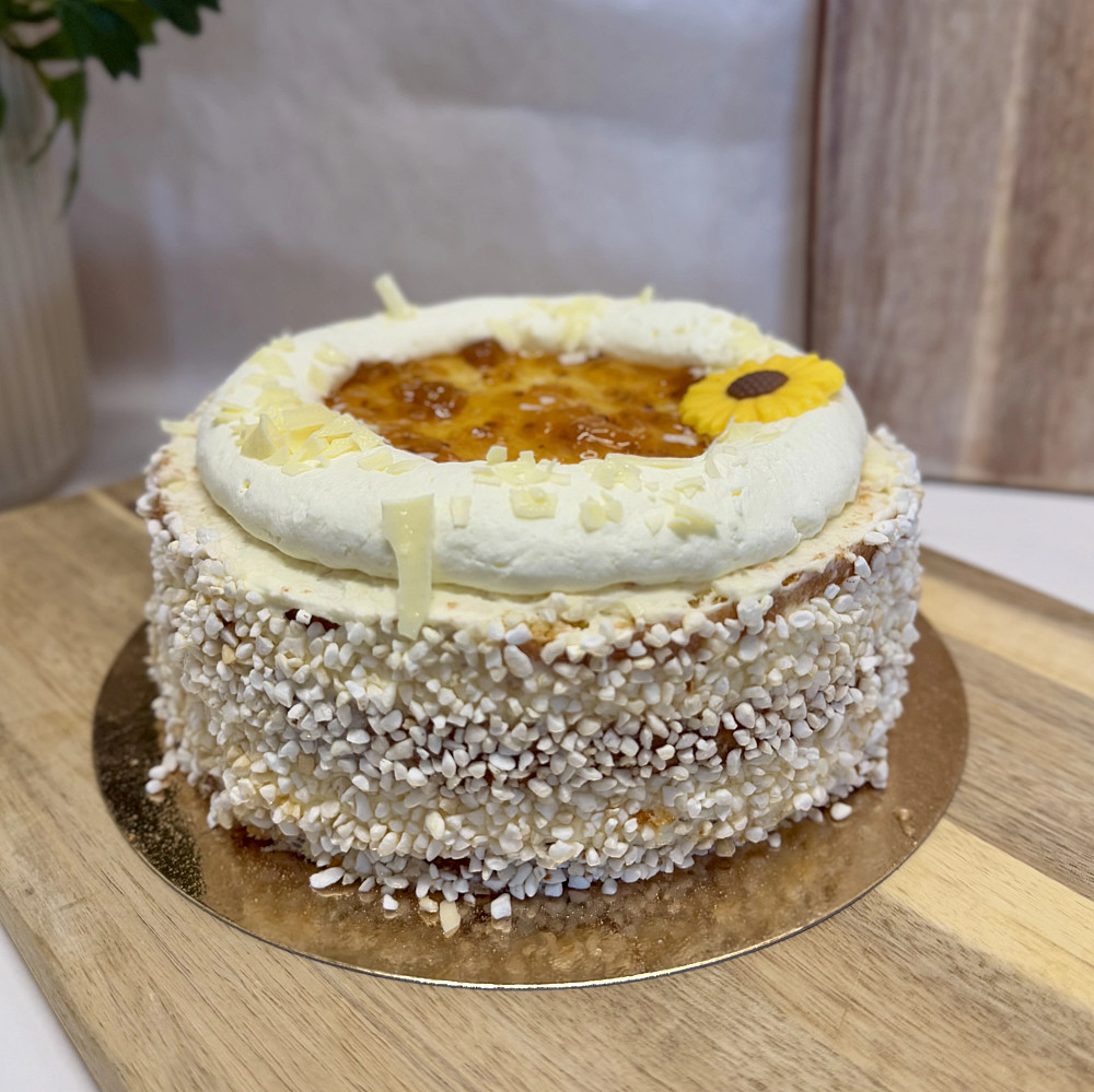 Gropen - hjortron & vit chokladmousse