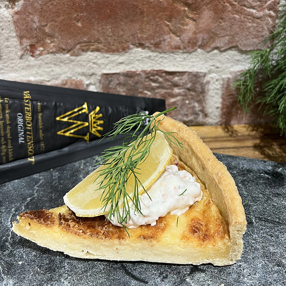 Västerbottenostpaj med skagenröra