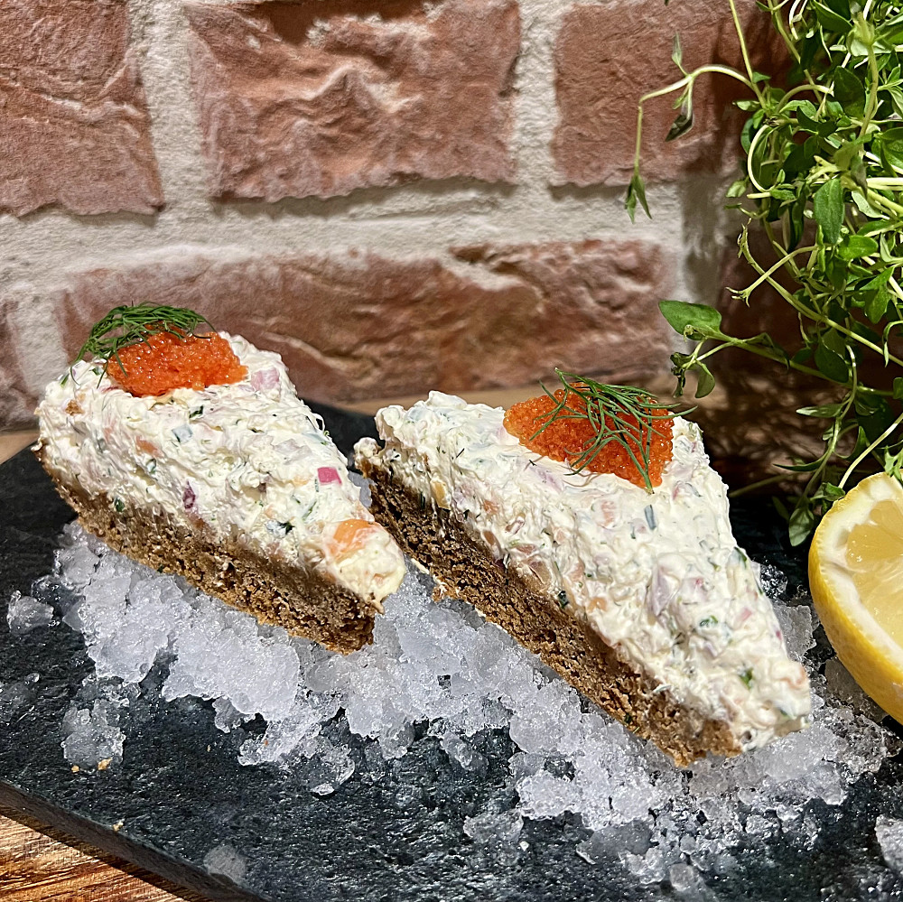 Gravadlax cheesecake
