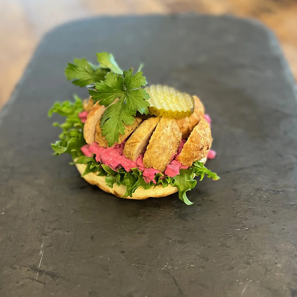 Köttbullar med rödbetssallad