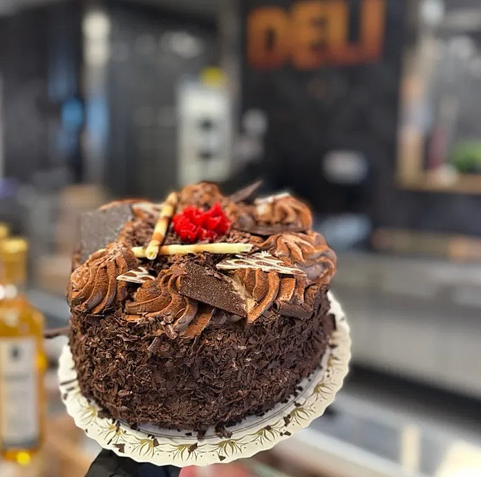Tryffeltårta med massa olika choklader
