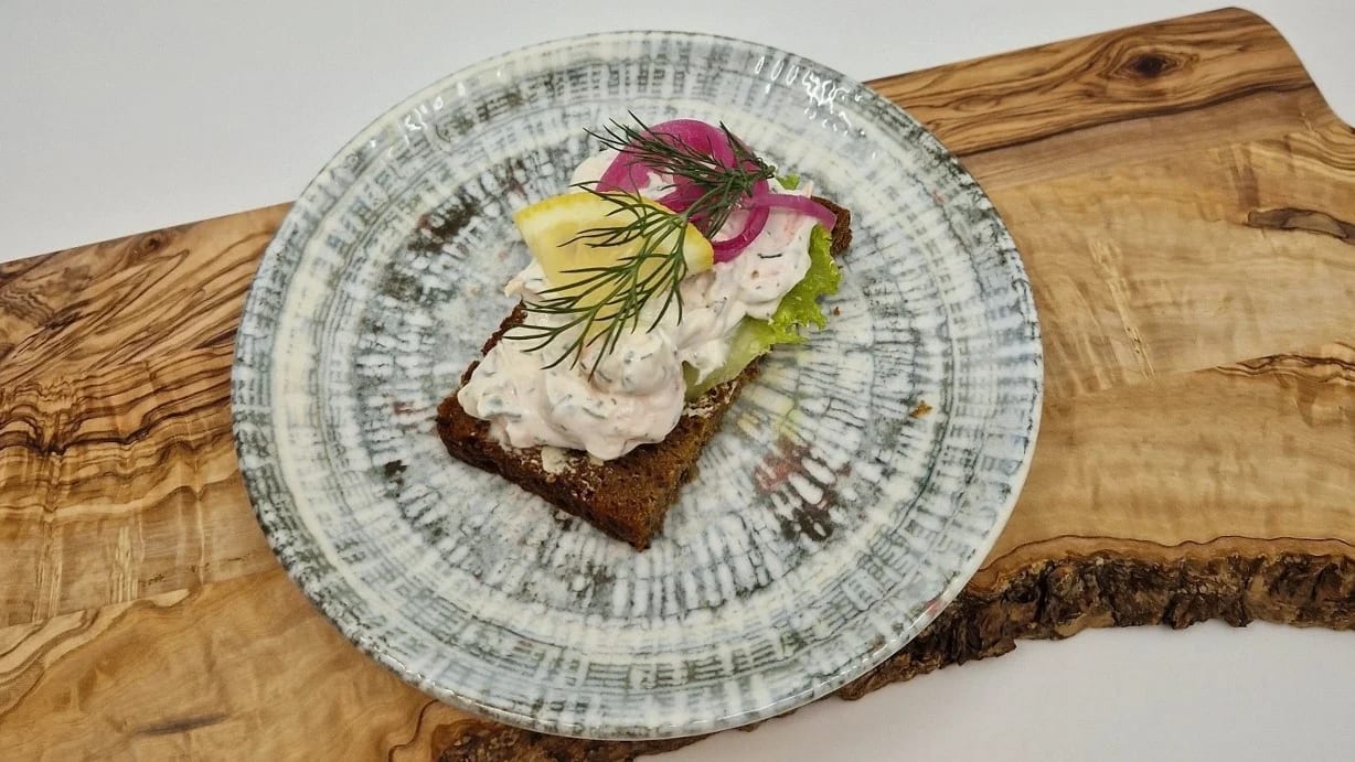 Smörrebröd & bakelser 