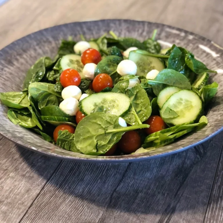 Grönsallad med Mozzarella