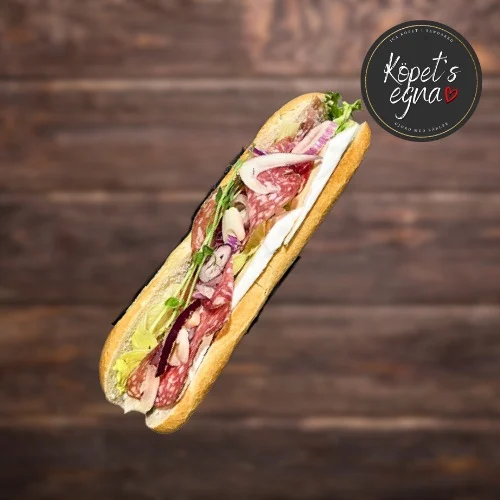 Baguette med salami och brieost