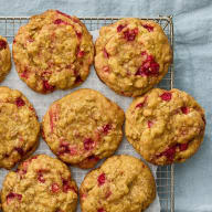 saffranscookies med lingon.