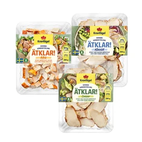 Tre förpackningar med ätklar kyckling från Kronfågel.