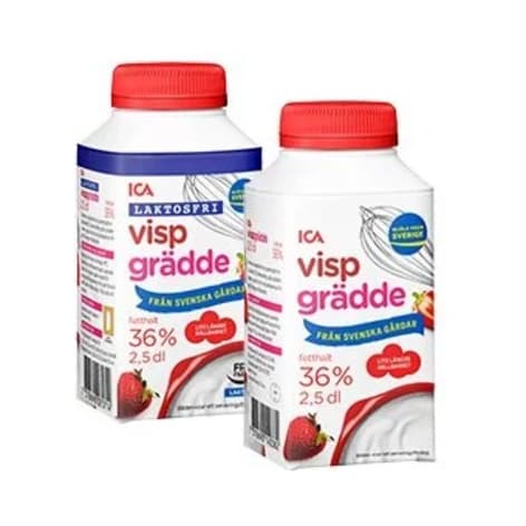 Två förpackningar vispgrädde står bredvid varandra.