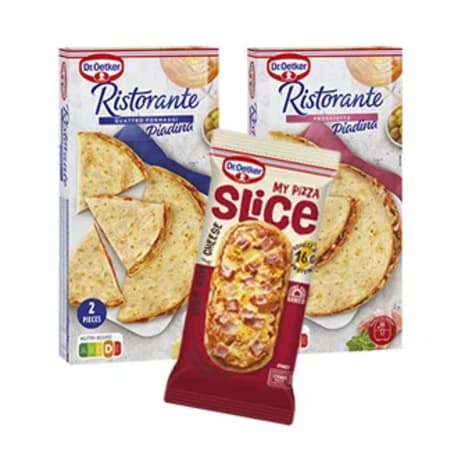 Färdig piadina och pizza slice i förpackning.