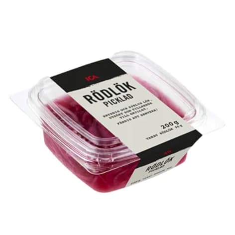 Plastbytta med picklad rödlök.