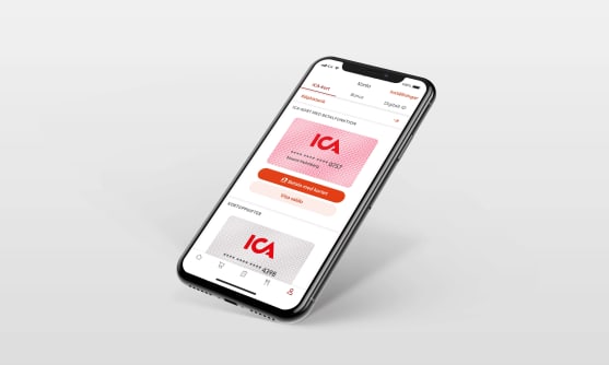 Mobil med ICAs app i skärmen