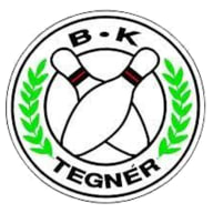 Logotyp för BK Tegnér med två korsade käglor i en cirkel omgiven av lagerkvistar.