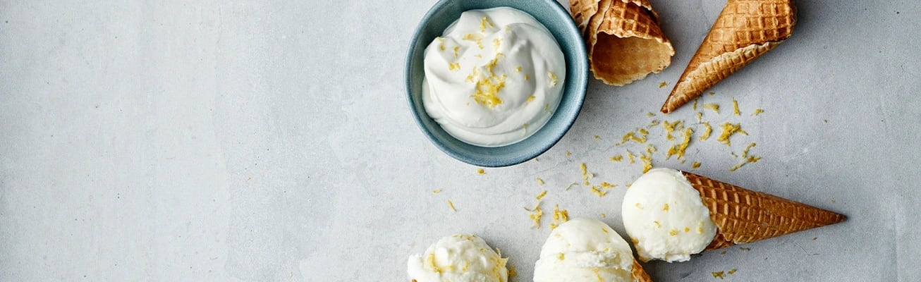 Frozen yoghurt med vanilj och citron