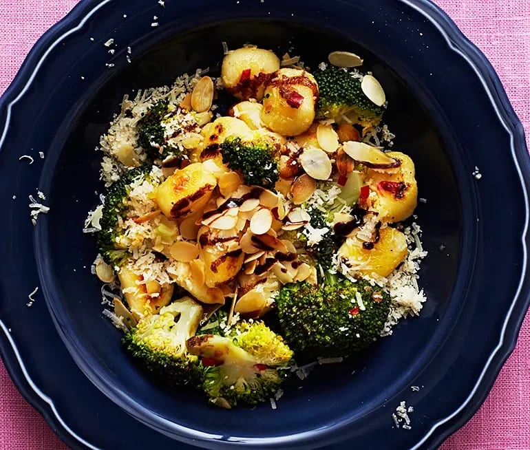 Potatisgnocchi med broccoli, sardeller och chili Recept ICA.se