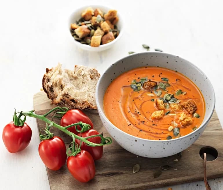 tomat paprika soppa