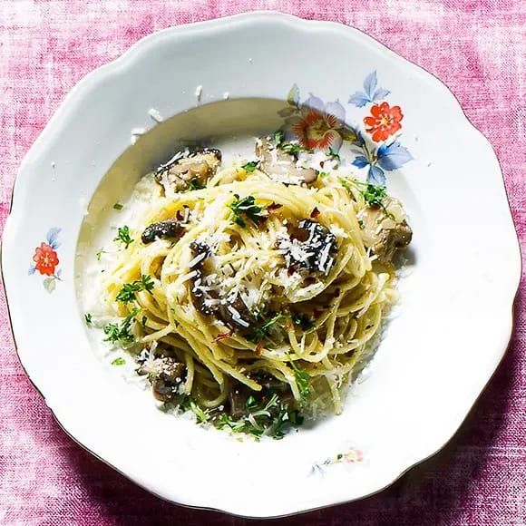 Spaghetti carbonara - våra bästa recept | ICA Buffé