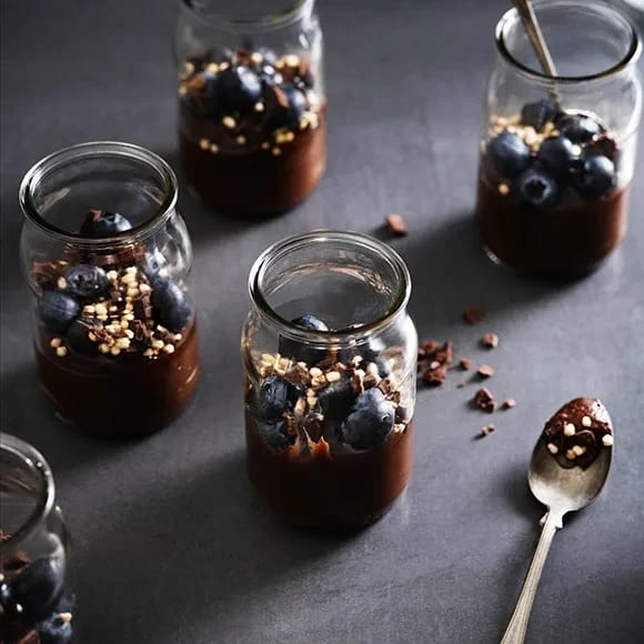 chokladpudding på avokado