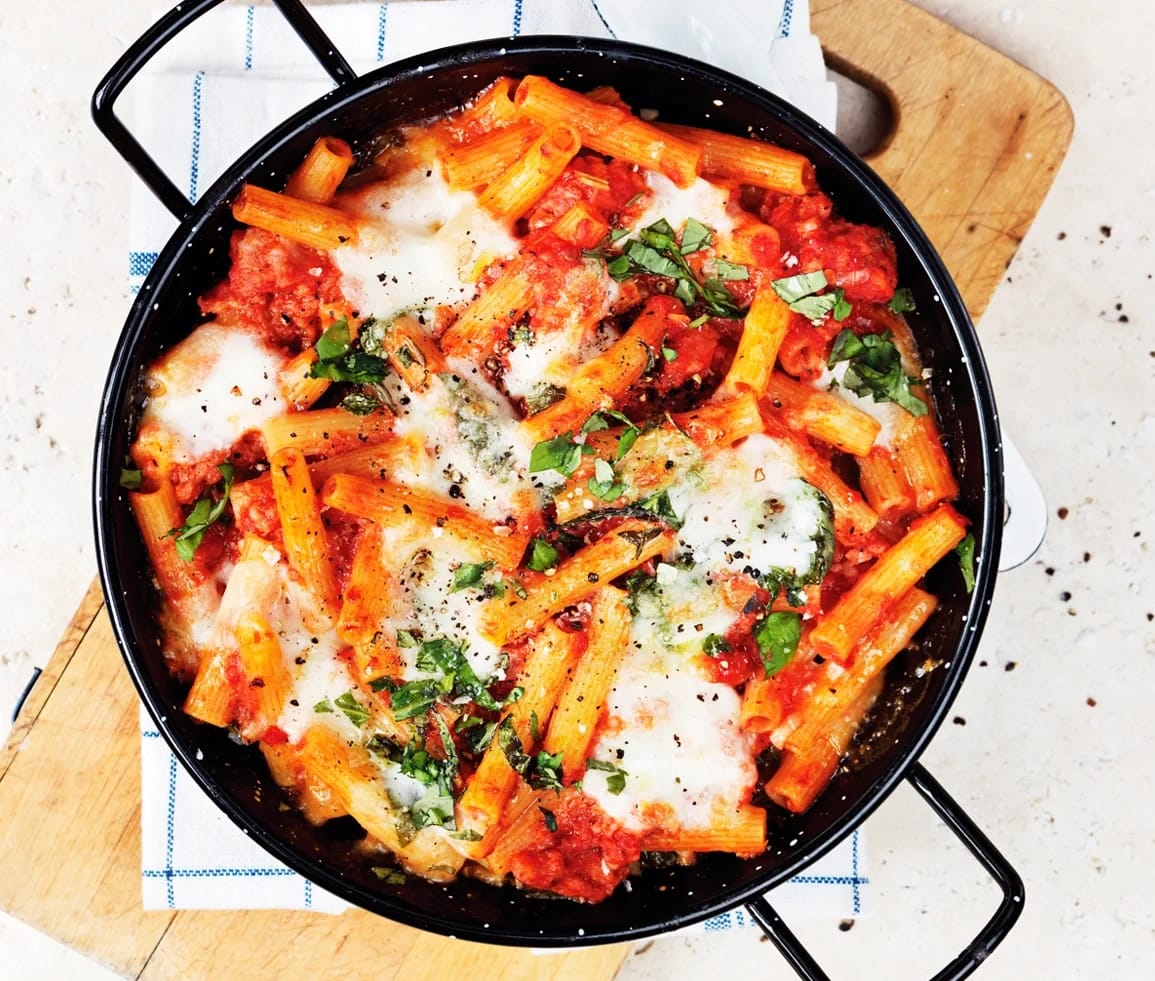 Pastagratäng Tomatkross : Pasta Med Tomatsas Och Linser ...