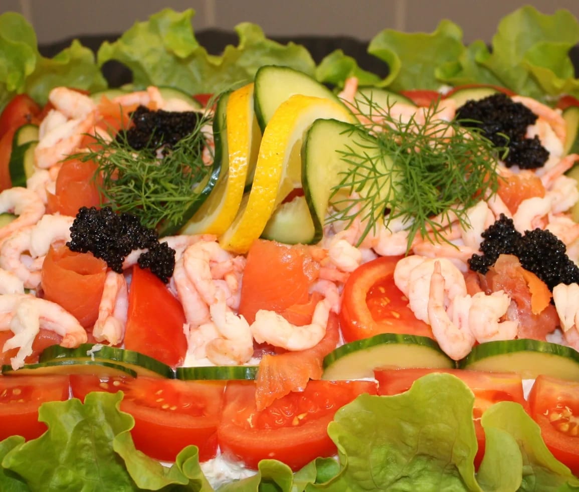 Smörgåstårtor &amp; landgångar - Catering | Maxi ICA ...