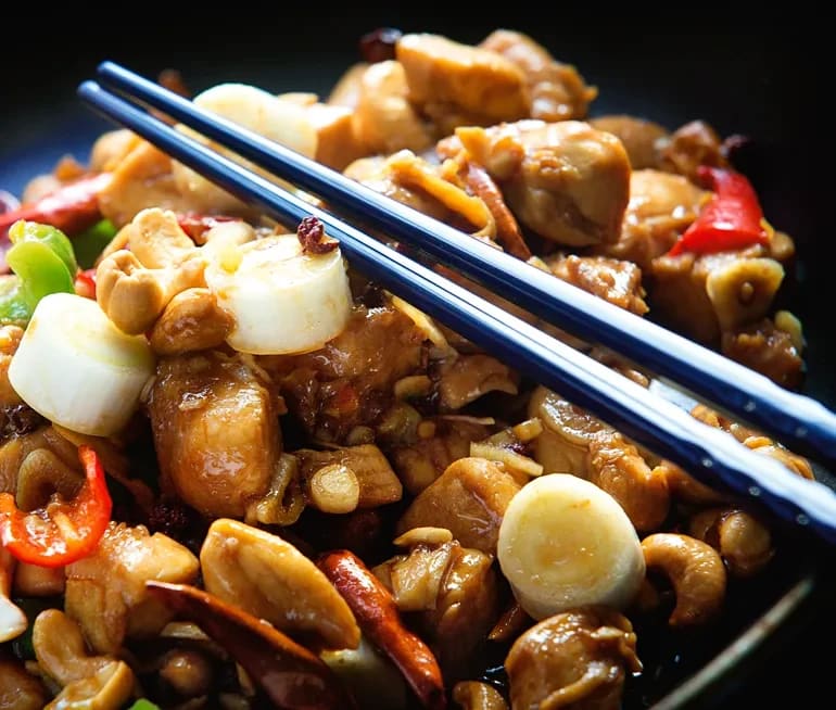 Wokad kyckling med chili Recept ICA.se