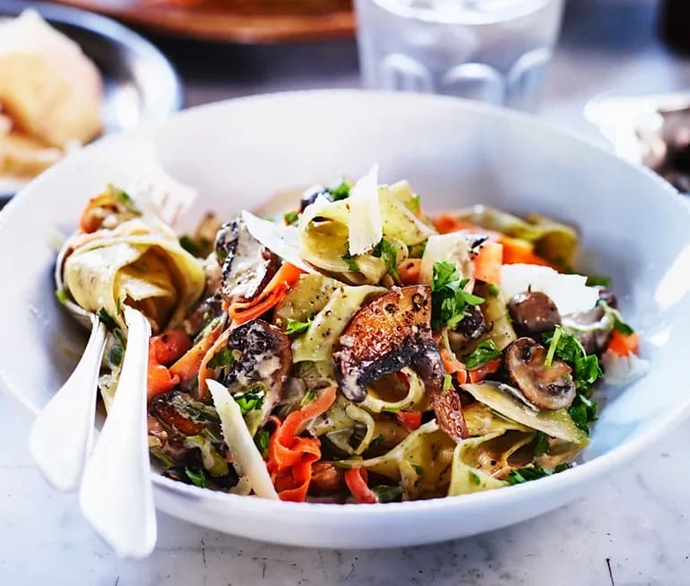 Pappardelle med svamp, persilja och vitlök Recept ICA.se