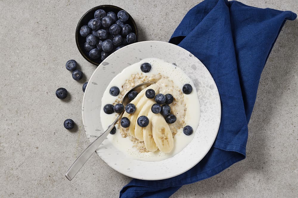 Proteingröt med banan och blåbär