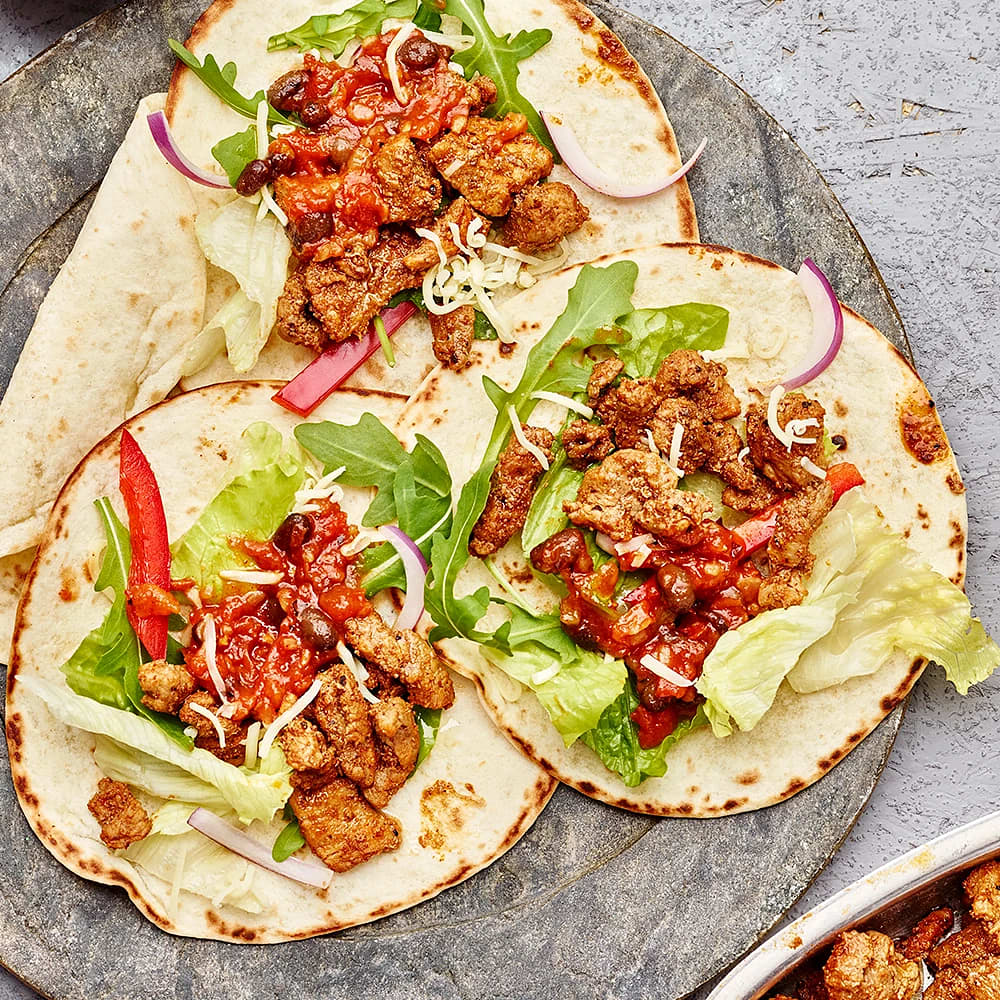 Pulled pork med bönsalsa och små tortillas