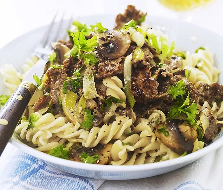 Hjortskavspanna med champinjoner