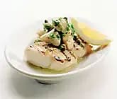 Grillad fisk med kapris och kronärtskocka