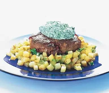 Pannbiff med spenatyoghurt