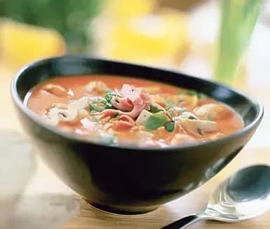 Bondsoppa med bönor och skinka